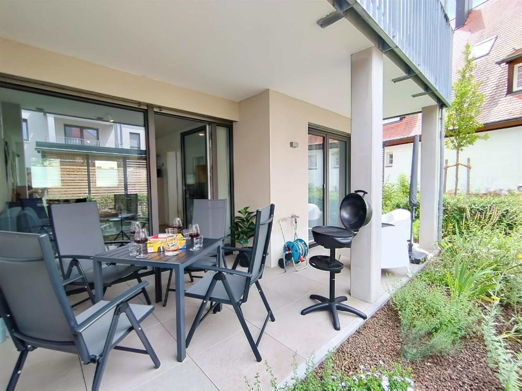 Bright Apartment Fuer Bis Zu 5 Erlangen Exterior photo