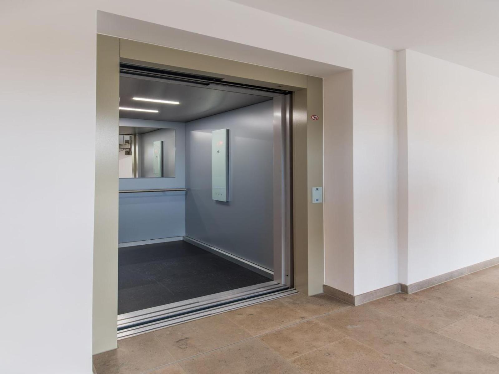 Bright Apartment Fuer Bis Zu 5 Erlangen Exterior photo